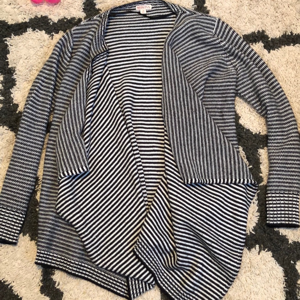 Merona black/white sweater